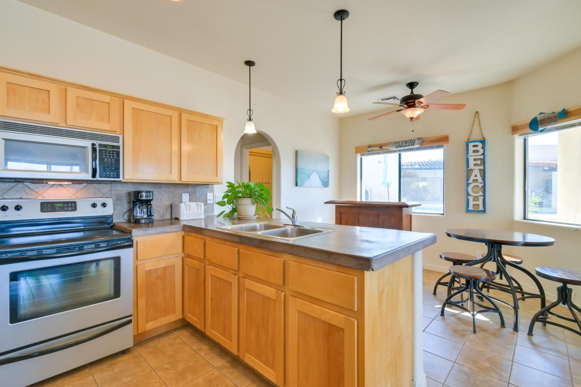 Bright Cottage With Pool And Spa - 5 Mi To Lake Havasu مدينة ليك هافاسو المظهر الخارجي الصورة